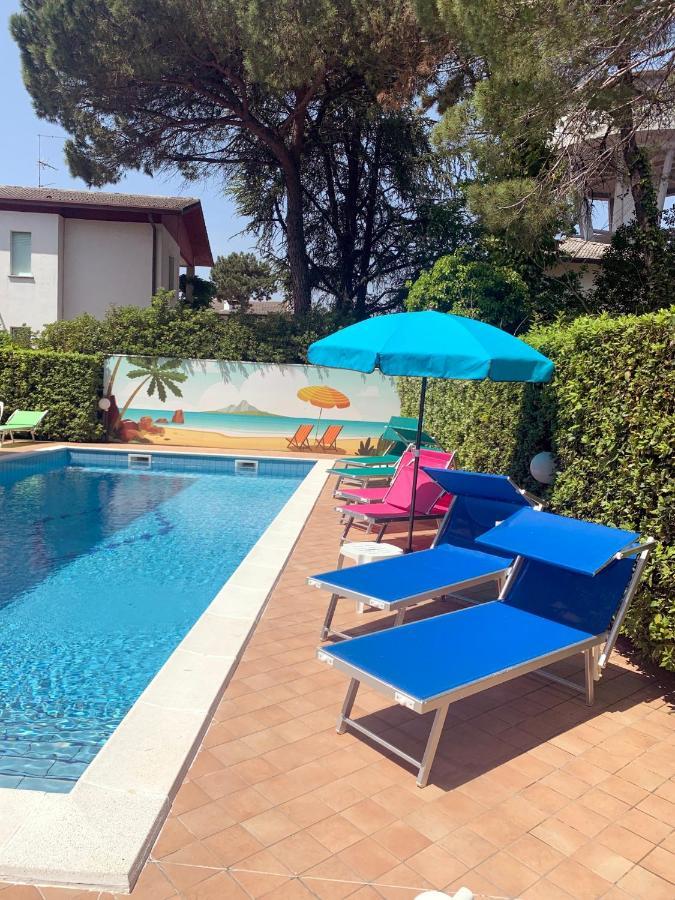 Villa Elisabeth Lignano Sabbiadoro Exterior foto